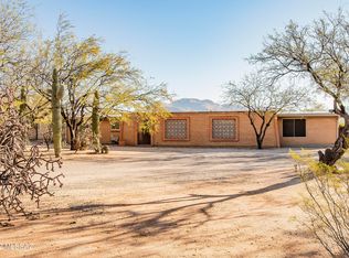 3770 N Melpomene Way, Tucson, AZ 85749