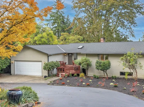 11409 SE May Creek Park Drive, Newcastle, WA 98056