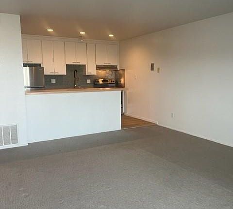 3rd image of 311 Corbett Ave #9
