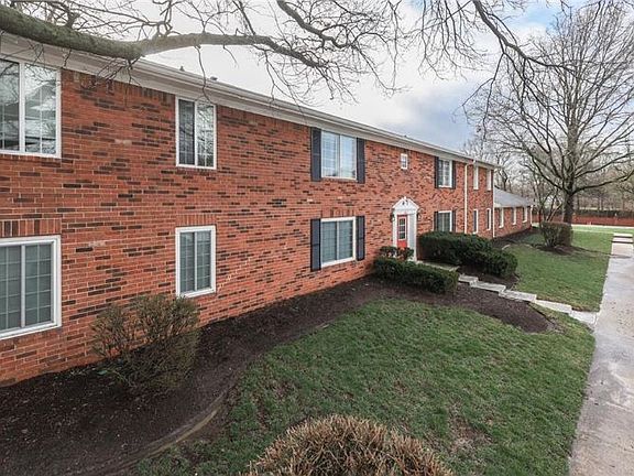 3rd image of 6407 Park Central Dr W APT D
