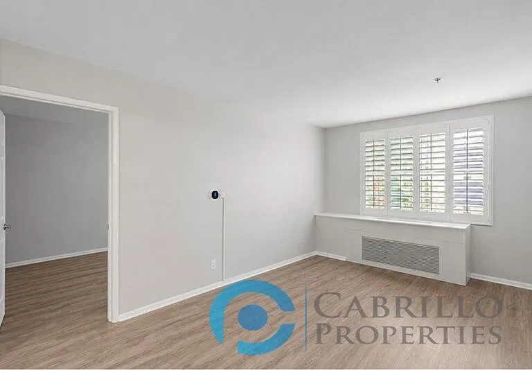 1435 India St #408 — Photo 16