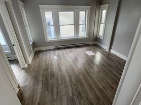 55 Plaza Ave, Waterbury, CT