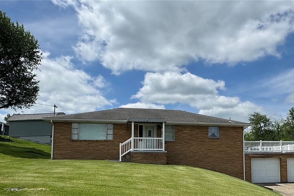 1st image of 99 Delia Dr
