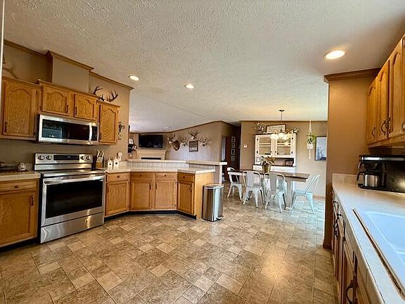 5th image of 5759 County Road 633