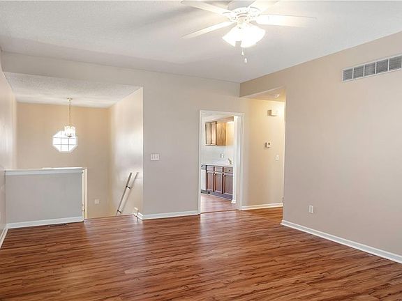 4th image of 1505 Galway Ct