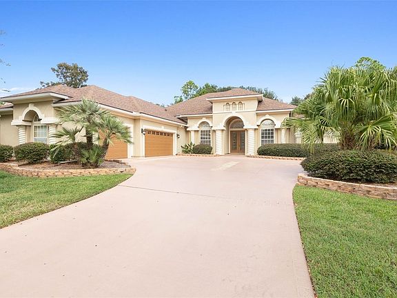 5th image of 2132 Crown Dr