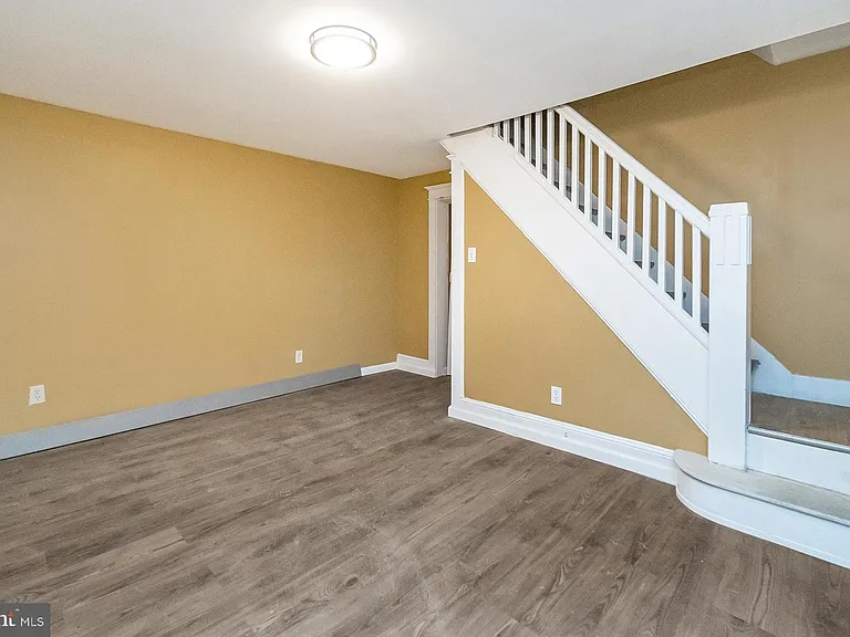 474 W Main St #3 — Photo 9