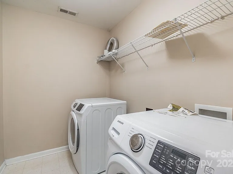 17323 Newlands Corner Ln — Photo 15