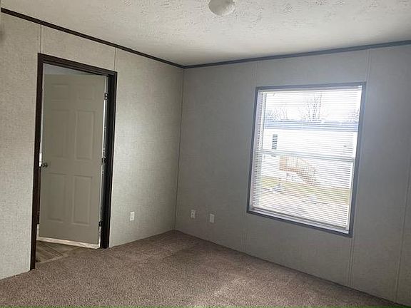 4th image of 333 Oriole Ln #333