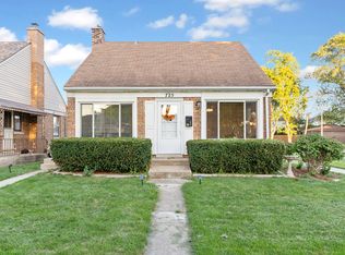 725 Bristol Ave, Westchester, IL
