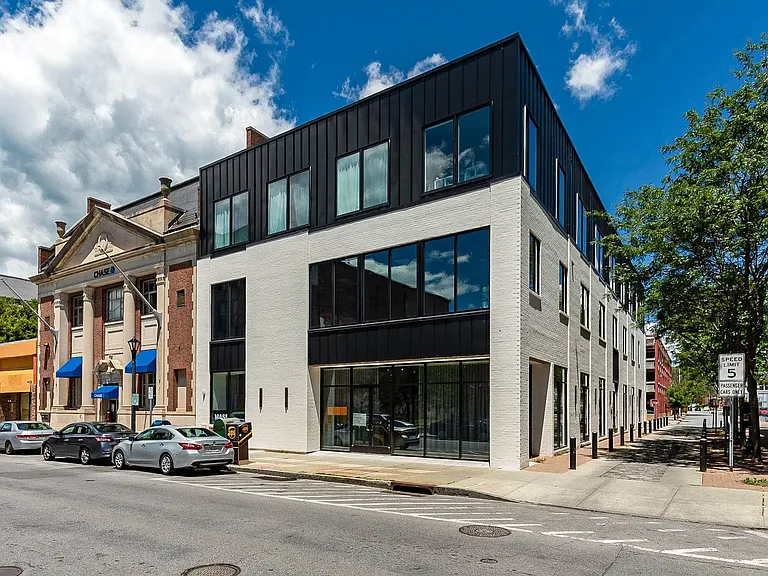 289 Main St — Photo 9
