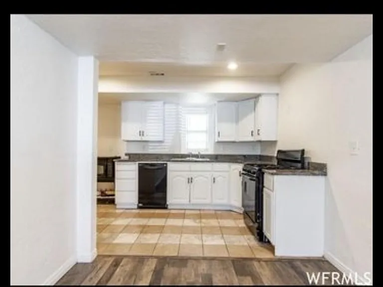 8919 S 1070 W — Photo 2