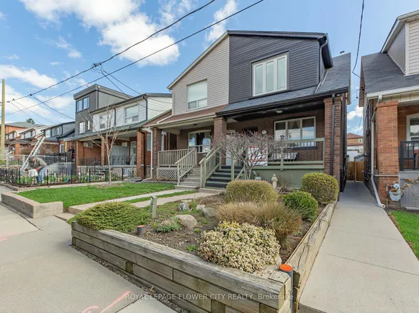 489 Westmount Ave, Toronto, ON M6E 3N6