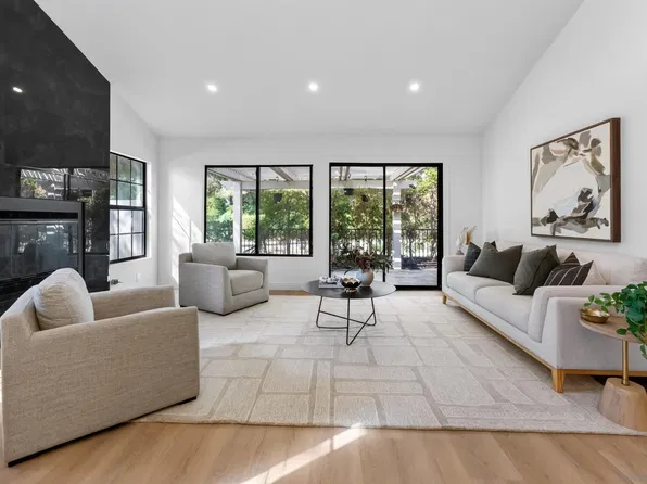 15620 Via Calanova, San Diego, CA 92128