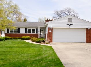 509 S School St, Mount Prospect, IL 60056