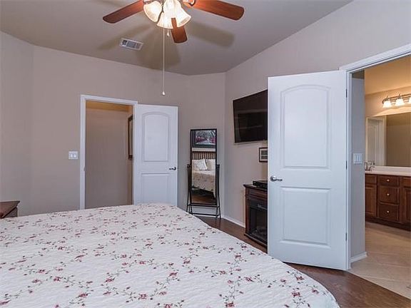 Spacious master suite
