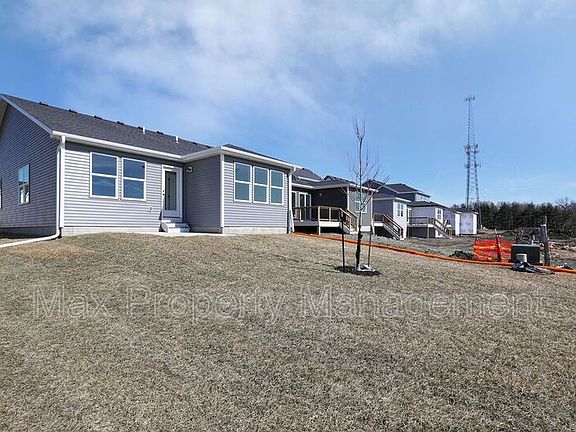 4th image of 1208 NW Yorktown Dr