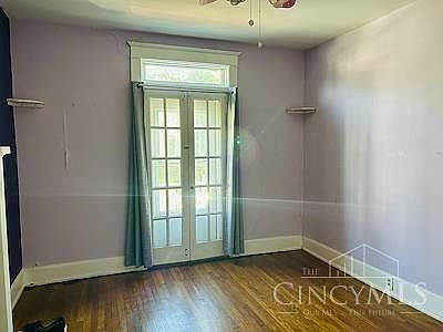 5th image of 3129 Durrell Ave
