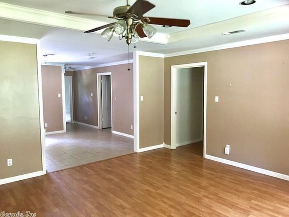 3rd image of 7404 Nell Dr