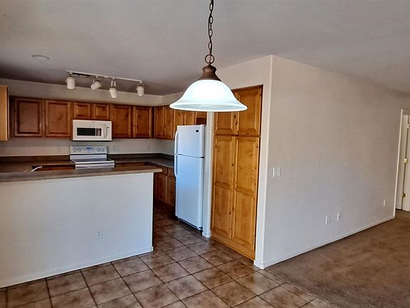 4th image of 1432 W Roosevelt Ave
