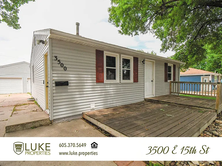3500 E 15th St — Photo 1