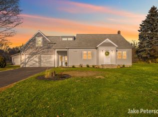 1403 McClelland St SW, Grandville, MI 49418