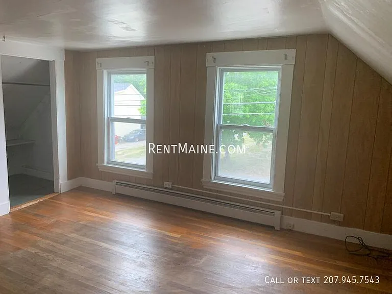 198 Center St #4 — Photo 7