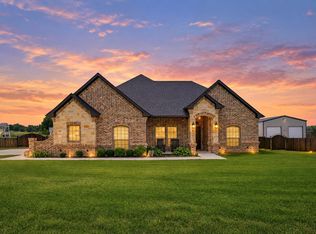 1027 Hope Ct, Boyd, TX 76023