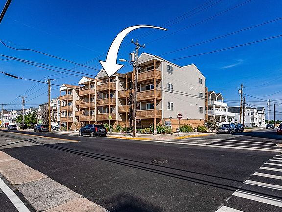 5th image of 4515 Landis Ave #3N