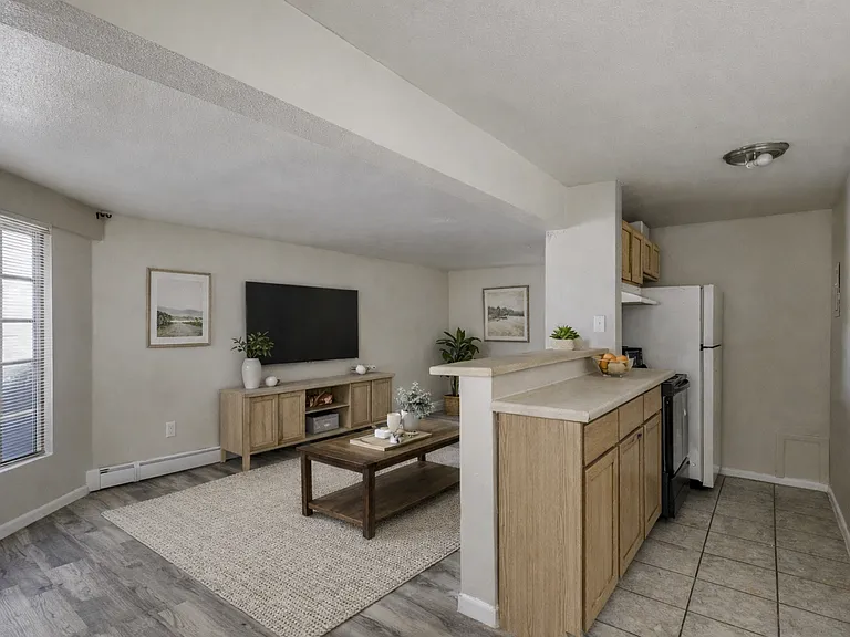 1225 Yosemite St — Photo 10