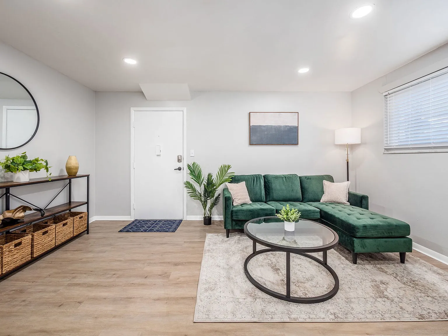 The Chambers Apartments — Photo 3