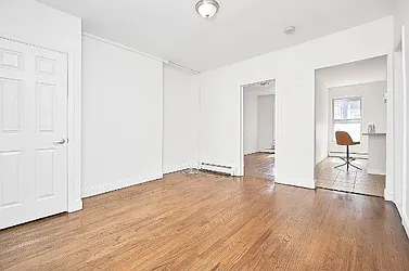 801 Manhattan Avenue in Greenpoint