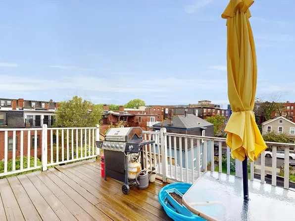 17 Pembroke St #3, Chelsea, MA 02150