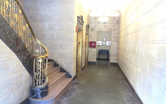 2nd image of 4015 N Milwaukee Ave Unit 204