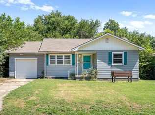 724 W Tennessee Ave, Chickasha, OK 73018