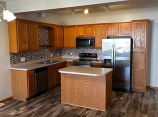 12126 Xylite St NE UNIT C, Blaine, MN 55449