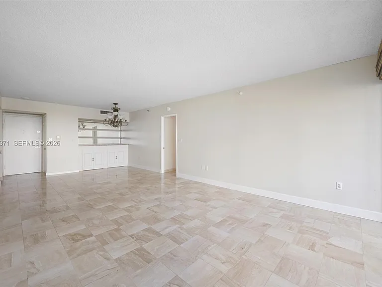 20505 E Country Club Dr #1434 — Photo 5