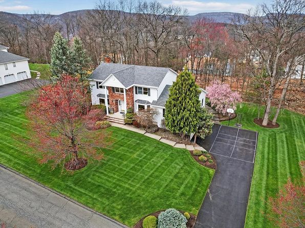 19 Phillips Dr