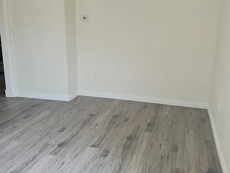 5306 Romaine St — Photo 18