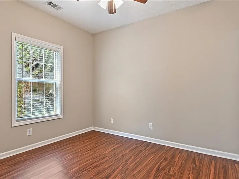 3020 Serenade Ct — Photo 23