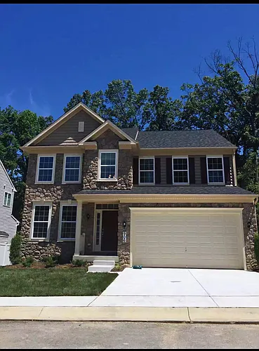 906 Saint Martins Loop Photo 1