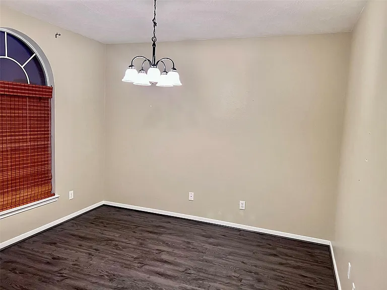 5301 Carefree Dr — Photo 2