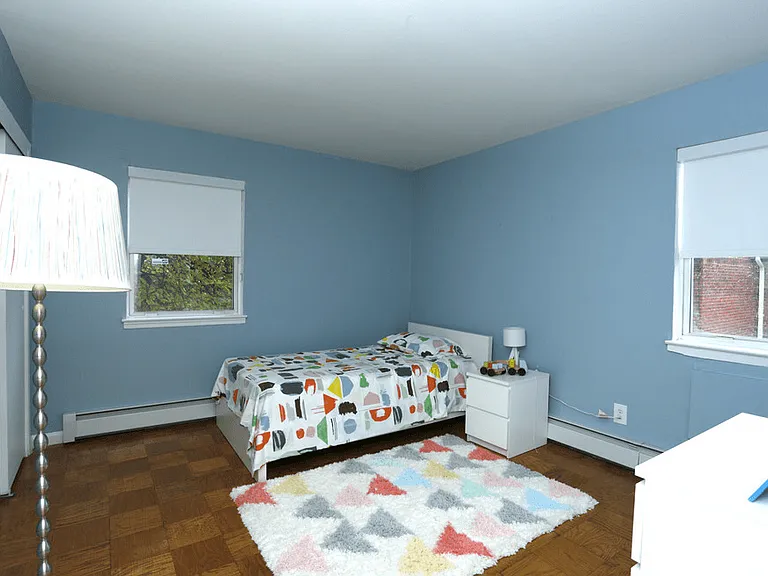 18 Regency Manor Dr — Photo 20