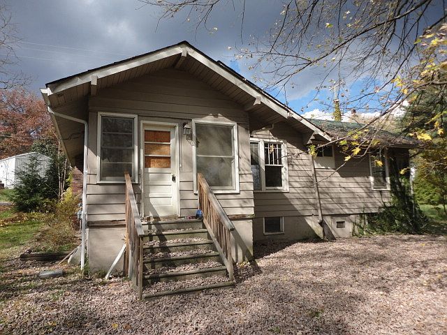 2nd image of 58 Cloverdale Dr