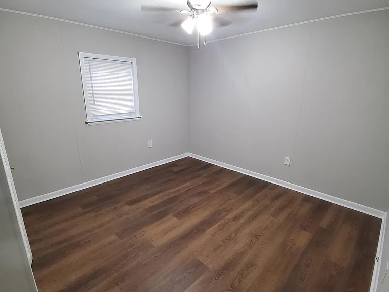 1352 Warpath Dr #6 — Photo 6