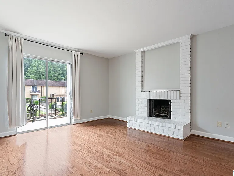 159 Old Montgomery Hwy #C — Photo 23