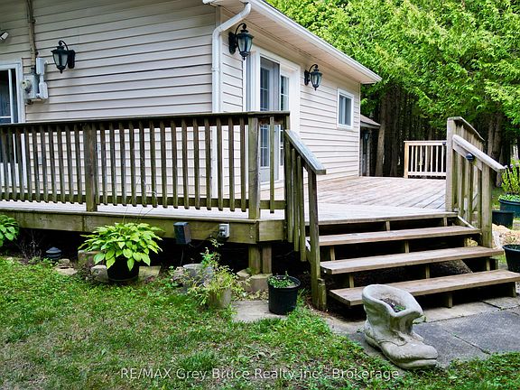 4th image of 202 Whiskey Harbour Rd