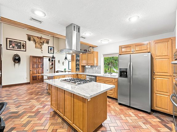 4th image of 11298 Roselynn Way