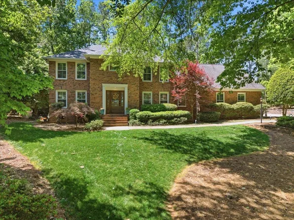 5 Pine Valley Ct, Spartanburg, SC 29306