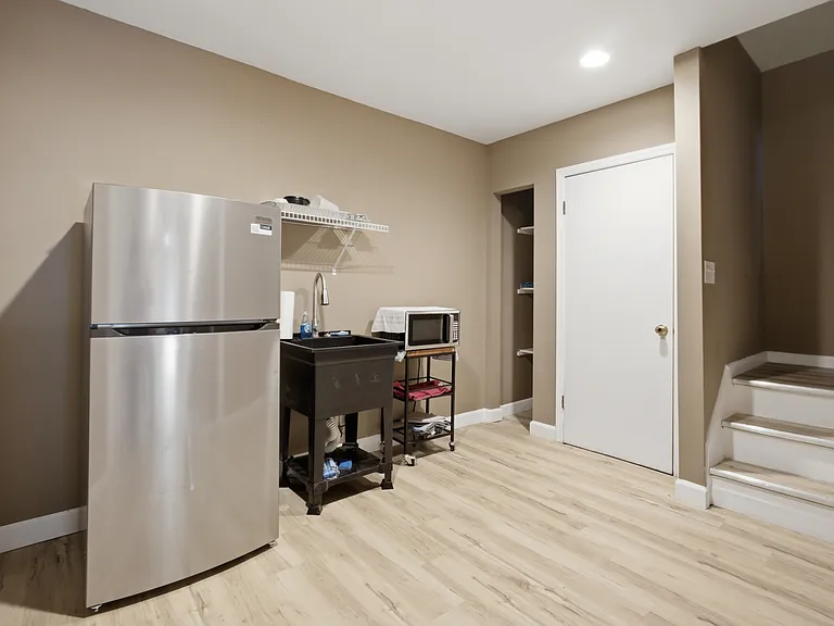 398 Harry S Truman Dr — Photo 22